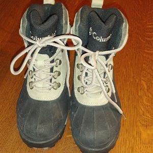 Columbia Women's Bugabootoo Tan Thermolite Winter Hiking Boots